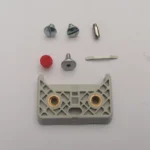 کشویی یا فک ماشین موزر اصل به همراه پیچ های یدکی داخل تصویر